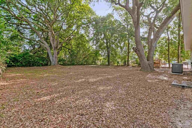 6492 Gaynell Ave, Milton, FL 32570