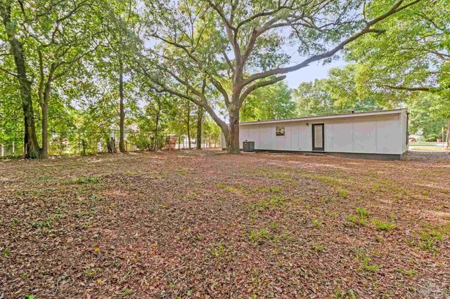 6492 Gaynell Ave, Milton, FL 32570