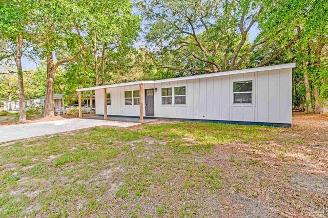 6492 Gaynell Ave, Milton, FL 32570