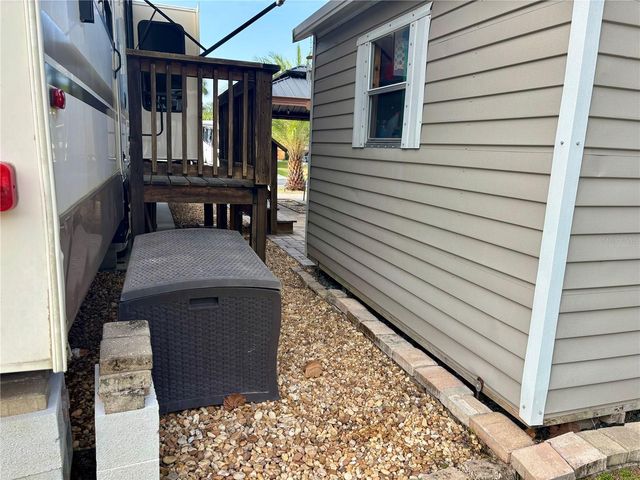 3283 NE 104TH AVENUE, Silver Springs, FL 34488