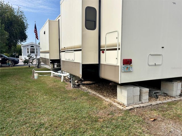 3283 NE 104TH AVENUE, Silver Springs, FL 34488