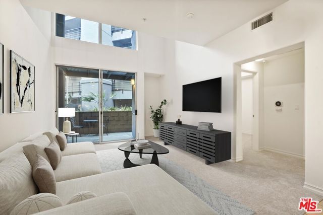 629 Traction Avenue 225, Los Angeles, CA 90013
