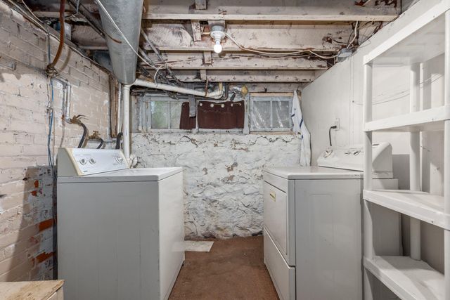 713 W Kalamazoo Avenue, Kalamazoo City, MI 49007