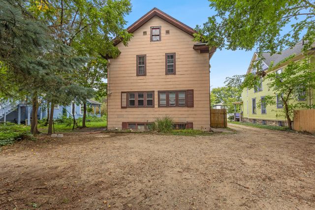 713 W Kalamazoo Avenue, Kalamazoo City, MI 49007