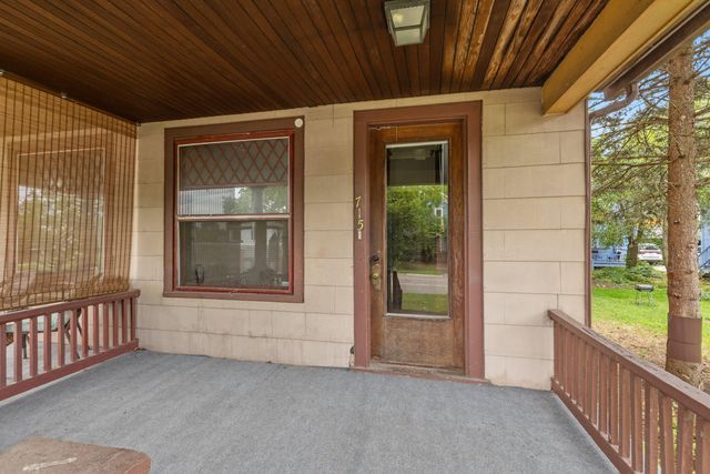 713 W Kalamazoo Avenue, Kalamazoo City, MI 49007