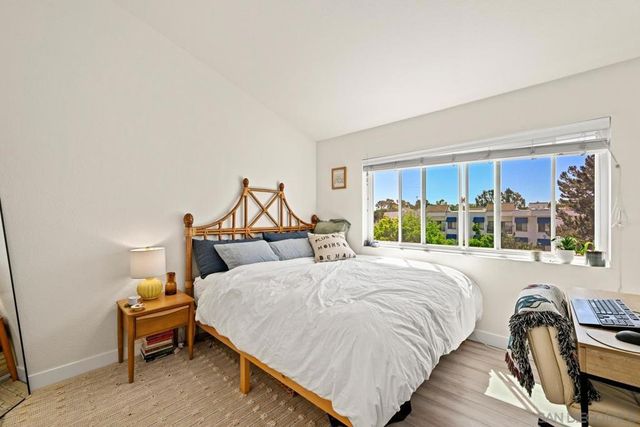 3941 Nobel Dr 174, San Diego, CA 92122