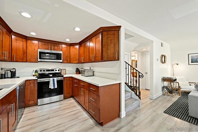 3941 Nobel Dr 174, San Diego, CA 92122