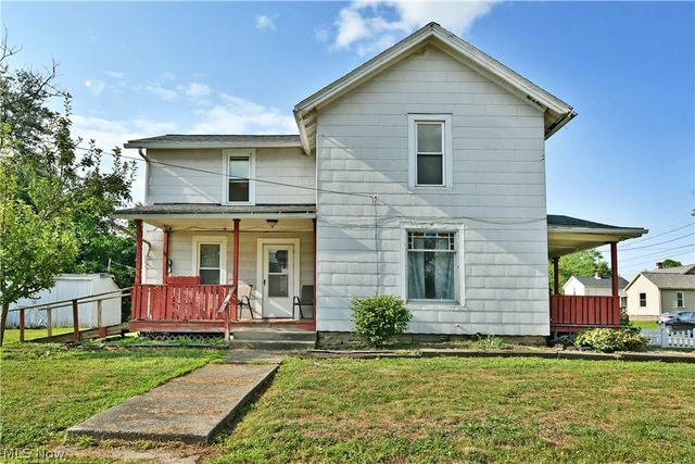 304 Cherry Avenue, Niles, OH 44446