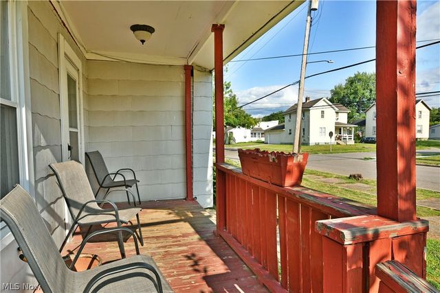 304 Cherry Avenue, Niles, OH 44446