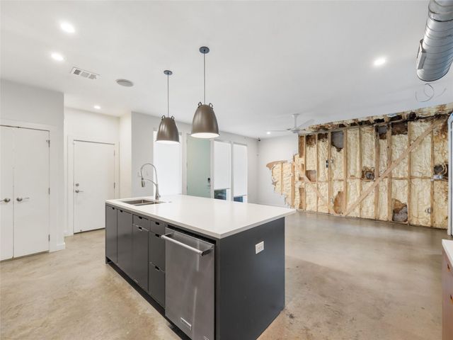 1605 Garden ST, Austin, TX 78702