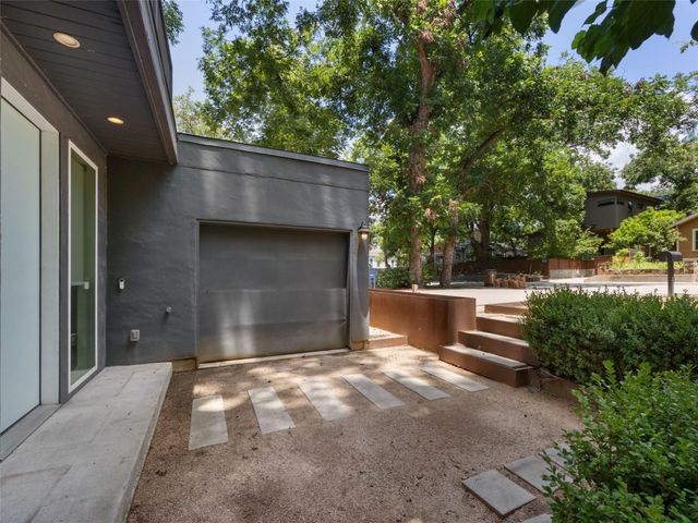 1605 Garden ST, Austin, TX 78702