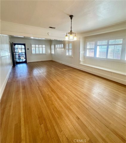 373 Gladys, Long Beach, CA 90814