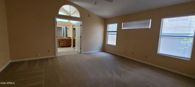 2838 E CALAVAR Road, Phoenix, AZ 85032