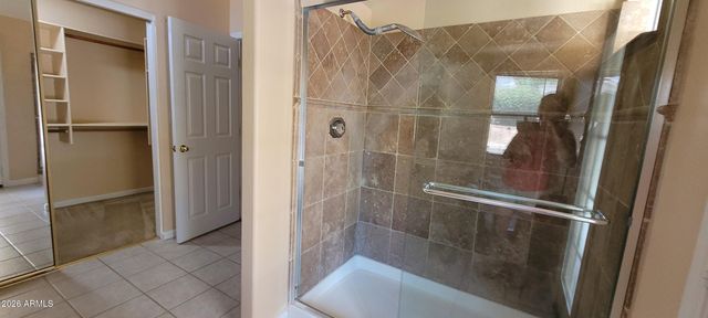 2838 E CALAVAR Road, Phoenix, AZ 85032