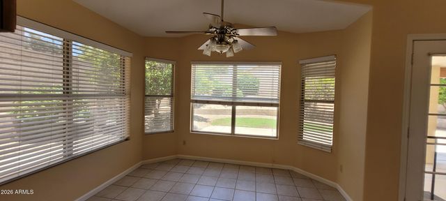 2838 E CALAVAR Road, Phoenix, AZ 85032