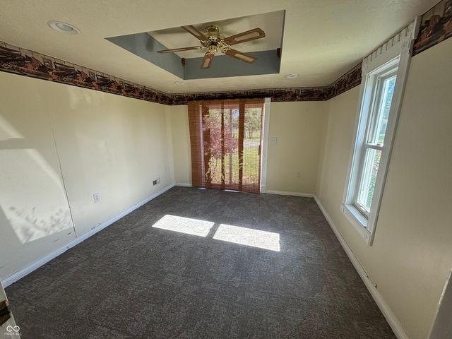 996 E 800 N, Lizton, IN 46149