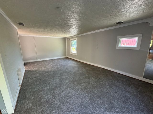 996 E 800 N, Lizton, IN 46149