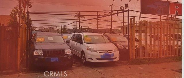 710 E Florence Avenue, Los Angeles, CA 90001