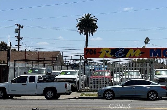 710 E Florence Avenue, Los Angeles, CA 90001