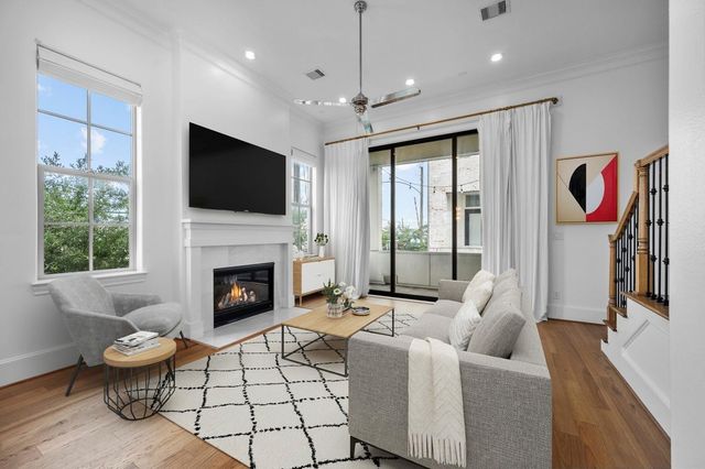 4045 Leeland Street, Houston, TX 77023