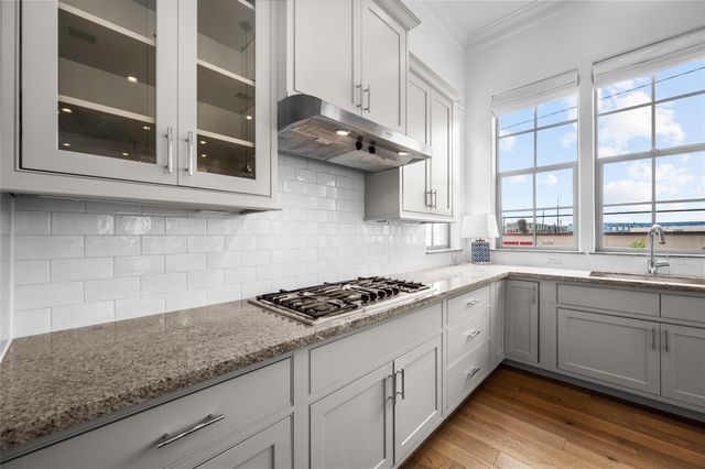 4045 Leeland Street, Houston, TX 77023