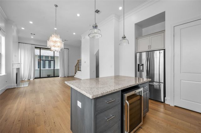 4045 Leeland Street, Houston, TX 77023