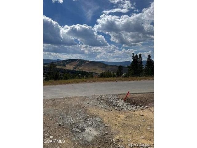 740 Pawnee Ln, Granby, CO 80446