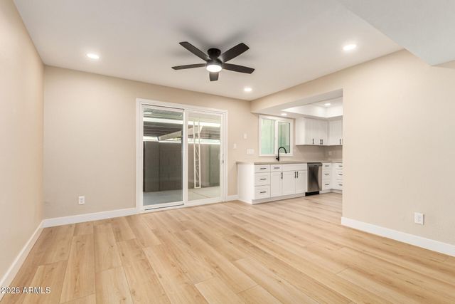 1742 W STELLA Lane, Phoenix, AZ 85015