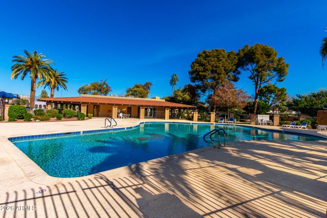 1742 W STELLA Lane, Phoenix, AZ 85015