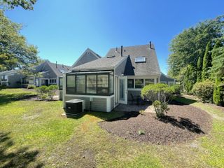 4 Lanyard Way 7242C, Mashpee, MA 02649