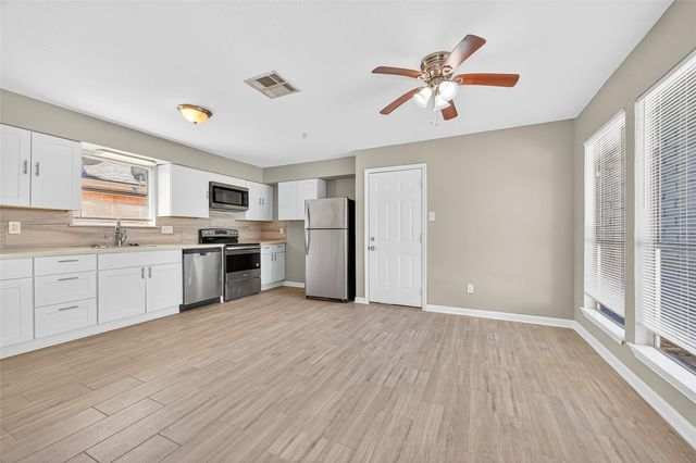 5054 Pine Cliff Drive, Houston, TX 77084