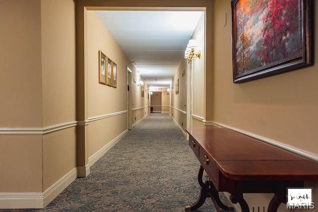 55 S Gore 1 H, Webster Groves, MO 63119