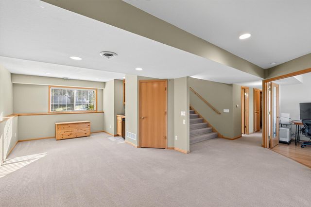 18978 Excalibur Trail, Farmington, MN 55024