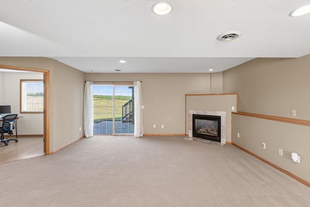 18978 Excalibur Trail, Farmington, MN 55024