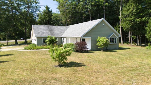 2 Shorey Lane, Ossipee, NH 03814