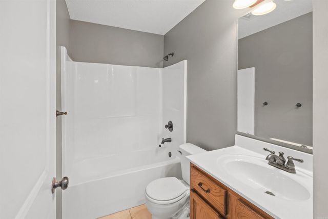 8 Bishop Lane, Conway, AR 72032