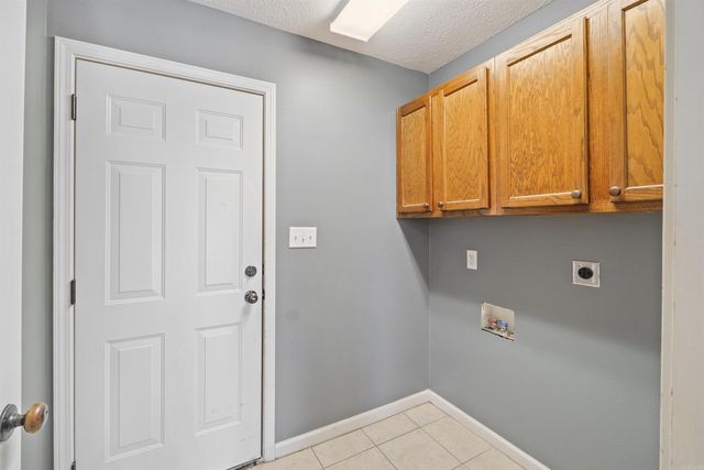 8 Bishop Lane, Conway, AR 72032