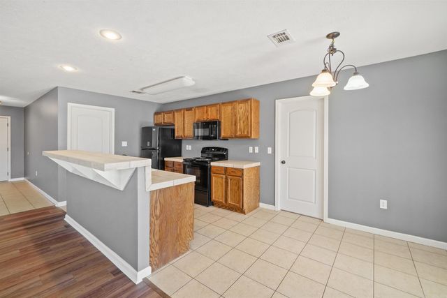 8 Bishop Lane, Conway, AR 72032