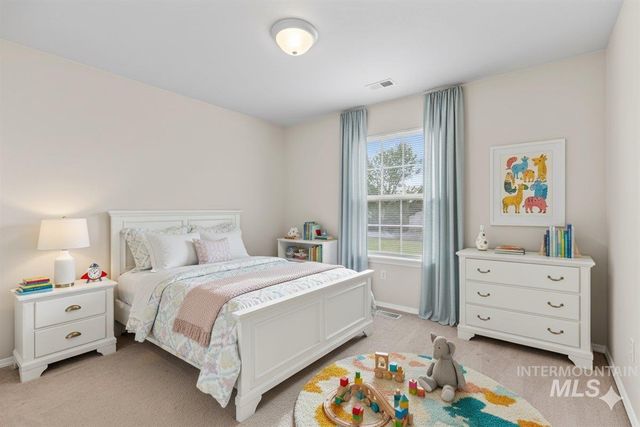 1918 N Cliffrock Rd, Nampa, ID 83651