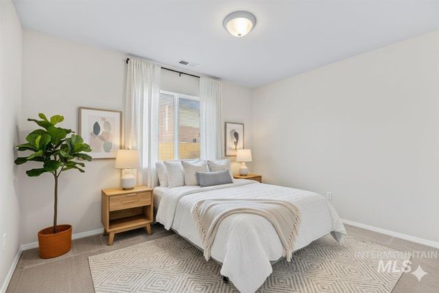 1918 N Cliffrock Rd, Nampa, ID 83651