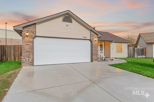 1918 N Cliffrock Rd, Nampa, ID 83651