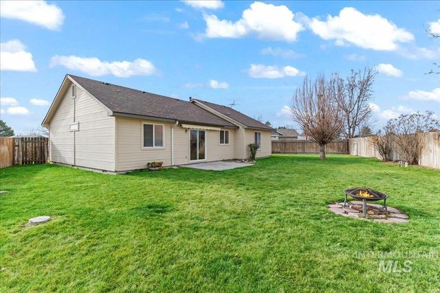 1918 N Cliffrock Rd, Nampa, ID 83651