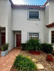15410 SW 74th Cir Ct 1303, Miami, FL 33193