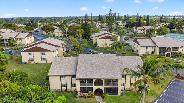 328 Pine Ridge Circle C-1, Greenacres, FL 33463