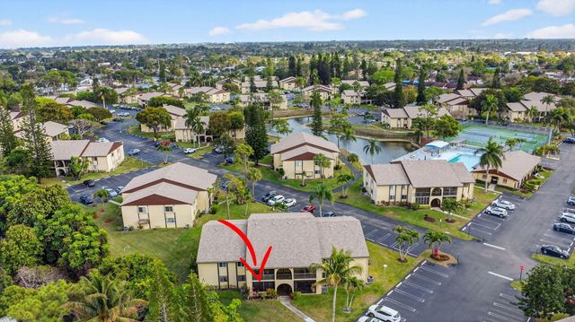 328 Pine Ridge Circle C-1, Greenacres, FL 33463