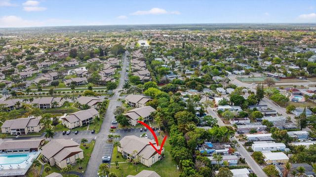 328 Pine Ridge Circle C-1, Greenacres, FL 33463