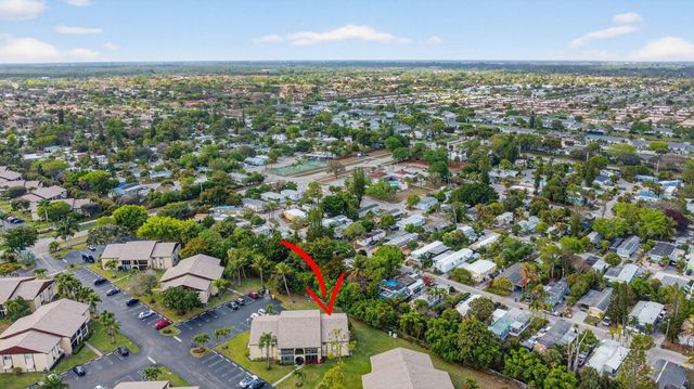 328 Pine Ridge Circle C-1, Greenacres, FL 33463