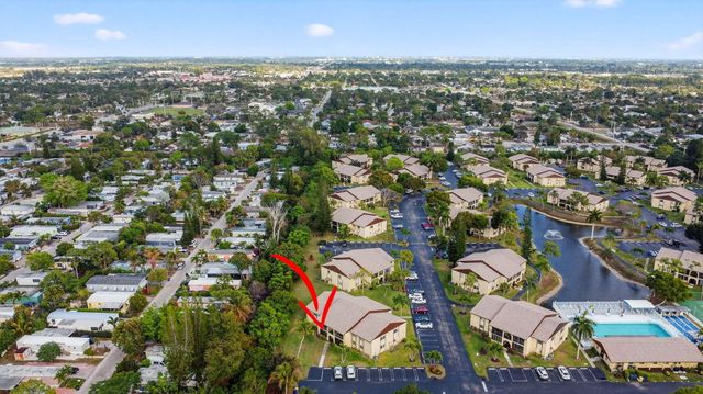 328 Pine Ridge Circle C-1, Greenacres, FL 33463