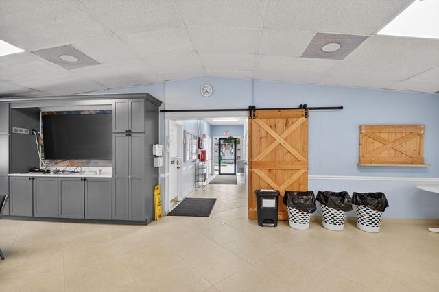 328 Pine Ridge Circle C-1, Greenacres, FL 33463