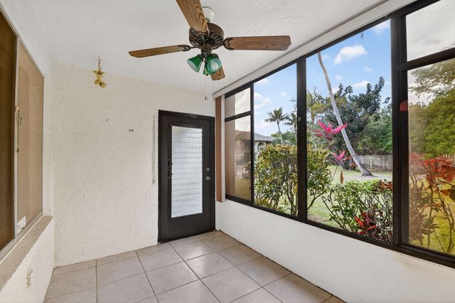 328 Pine Ridge Circle C-1, Greenacres, FL 33463